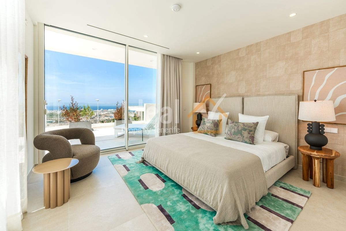 3 Zimmer Villa zu verkaufen in Costa Adeje mit Pool Garage - 2.385.500 € (Ref: 7837747)