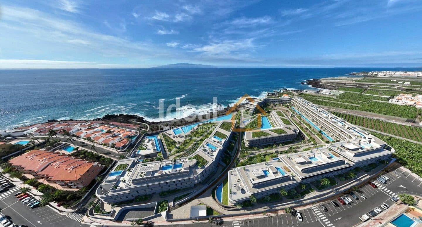 2 soveværelse Lejlighed til salg i Alcala med swimmingpool garage - € 900.000 (Ref: 7853334)