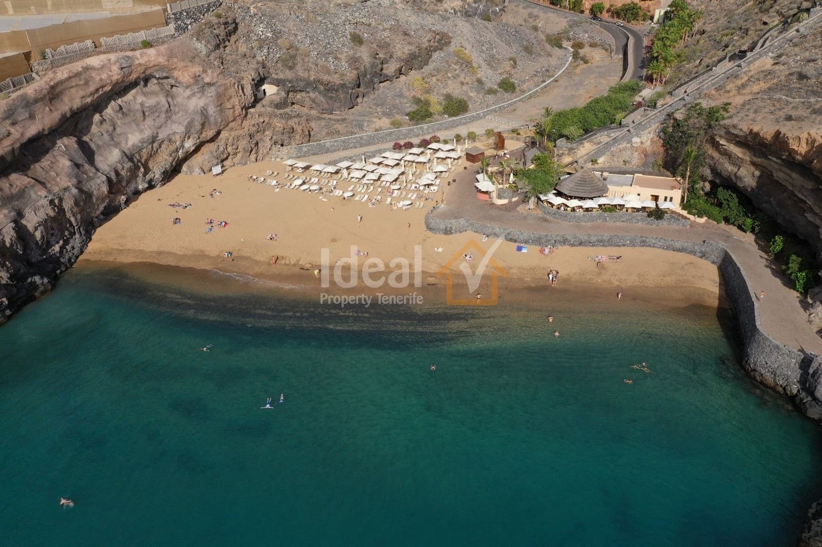 Grunde uden byggetilladelser til salg i Guia de Isora - € 1.060.000 (Ref: 8153933)