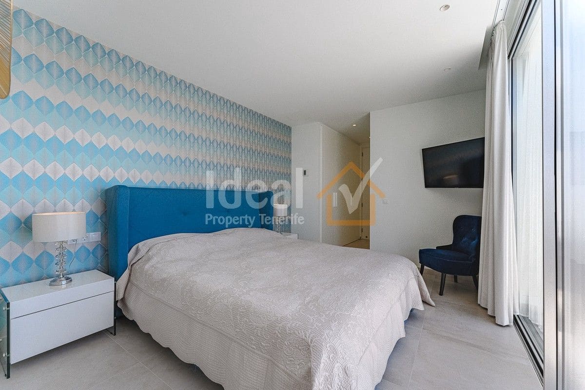 3 soveværelse Villa til salg i Guia de Isora med swimmingpool garage - € 1.980.000 (Ref: 8212854)