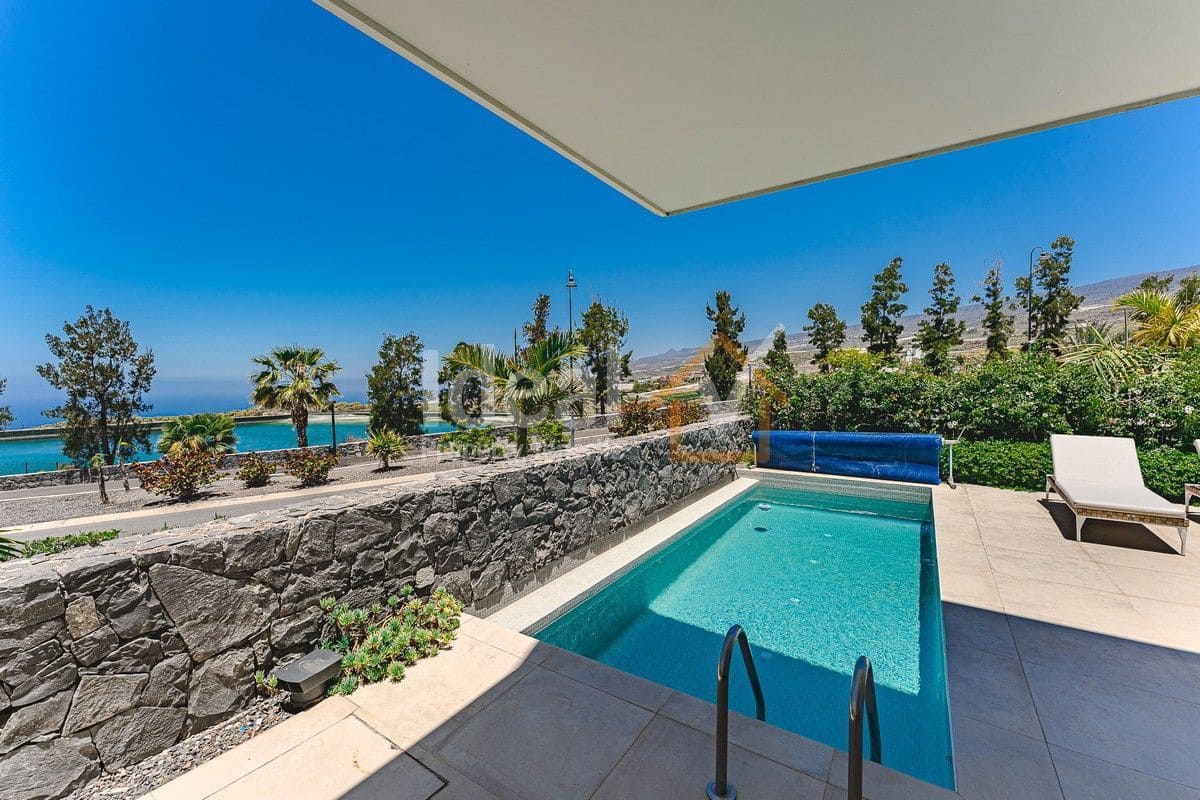 3 soveværelse Villa til salg i Guia de Isora med swimmingpool garage - € 1.980.000 (Ref: 8212854)