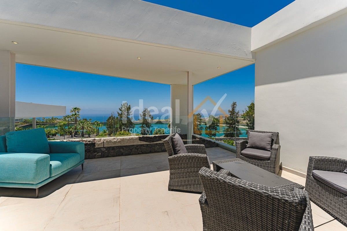 3 soveværelse Villa til salg i Guia de Isora med swimmingpool garage - € 1.980.000 (Ref: 8212854)