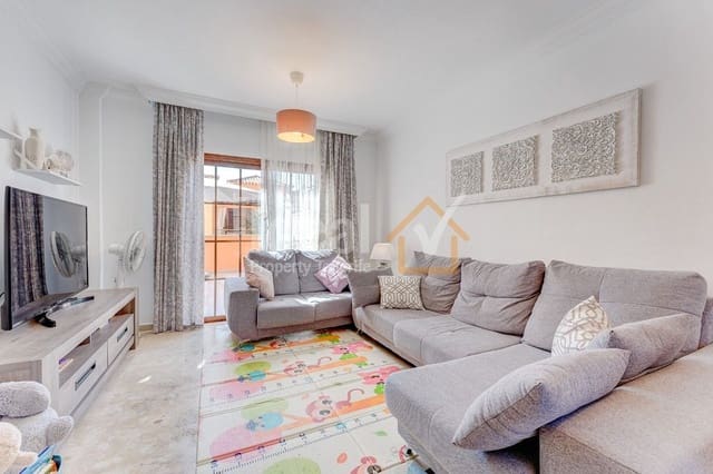 4 soveværelse Byhus til salg i Costa Adeje, Adeje med swimmingpool garage - € 790.000 (Ref: 8222168)