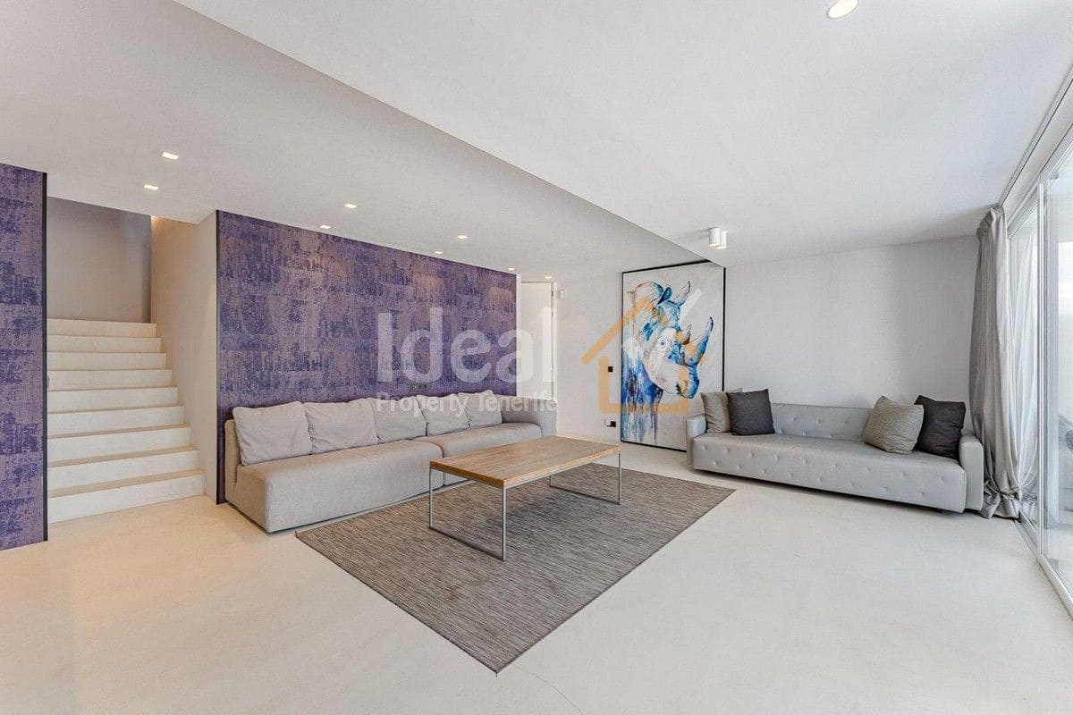 3 soveværelse Villa til salg i Costa Adeje med swimmingpool garage - € 1.280.000 (Ref: 8225702)