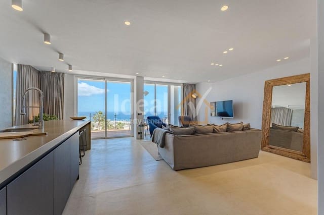 3 soveværelse Villa til salg i San Eugenio Alto, Adeje med swimmingpool garage - € 1.280.000 (Ref: 8225702)