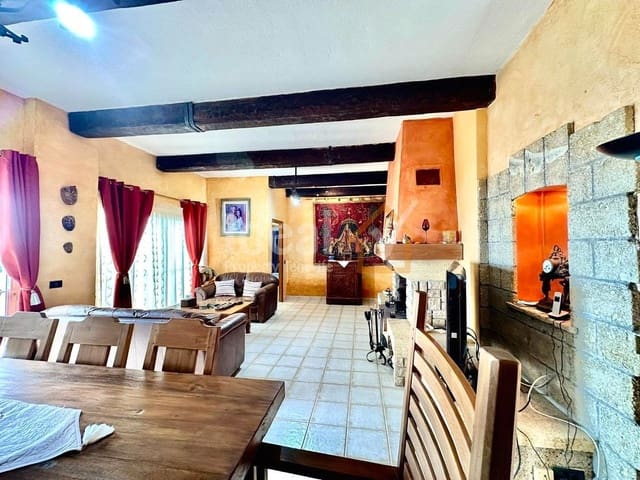 4 soveværelse Villa til salg i Guía de Isora med swimmingpool garage - € 740.000 (Ref: 8404708)