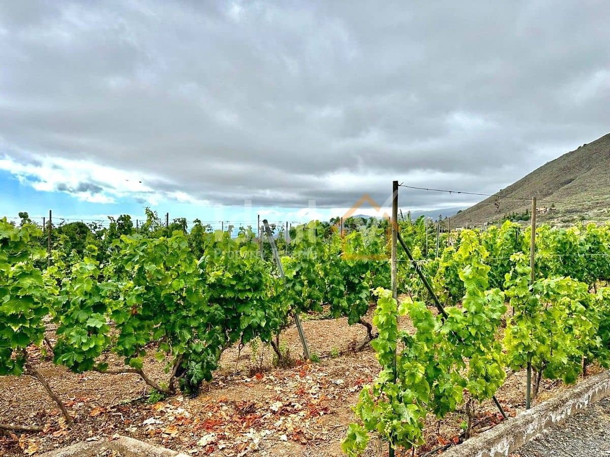 4 soveværelse Villa til salg i Guia de Isora med swimmingpool garage - € 740.000 (Ref: 8404708)