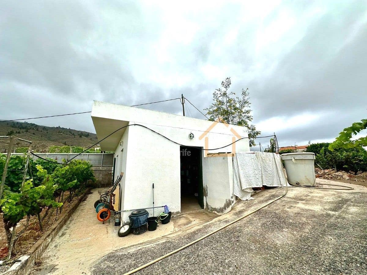 4 soveværelse Villa til salg i Guia de Isora med swimmingpool garage - € 740.000 (Ref: 8404708)