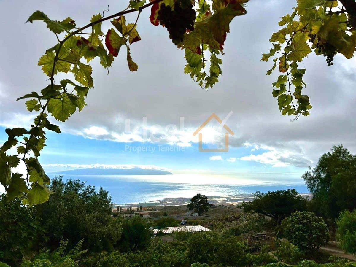 4 soveværelse Villa til salg i Guia de Isora med swimmingpool garage - € 740.000 (Ref: 8404708)