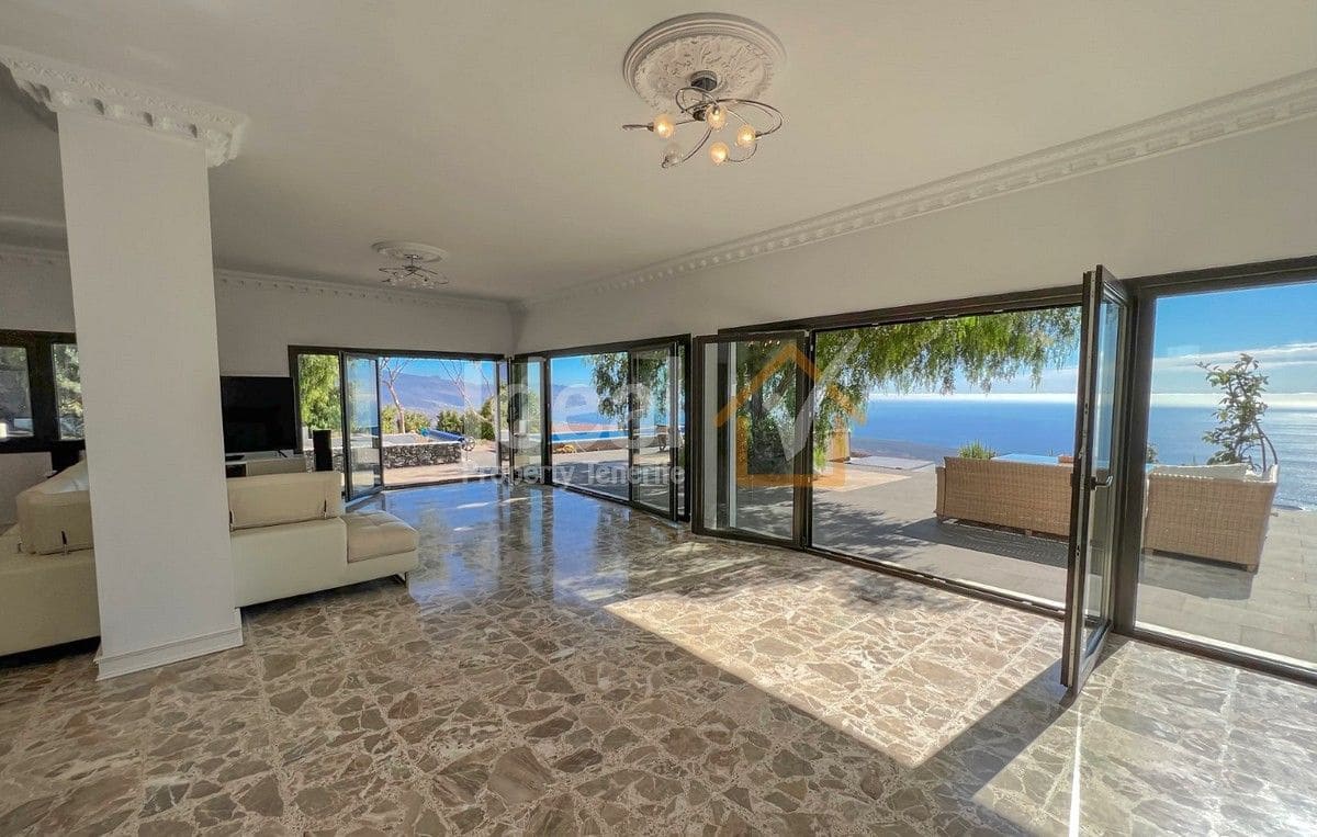 4 soveværelse Villa til salg i Guimar med swimmingpool garage - € 1.299.000 (Ref: 8467712)