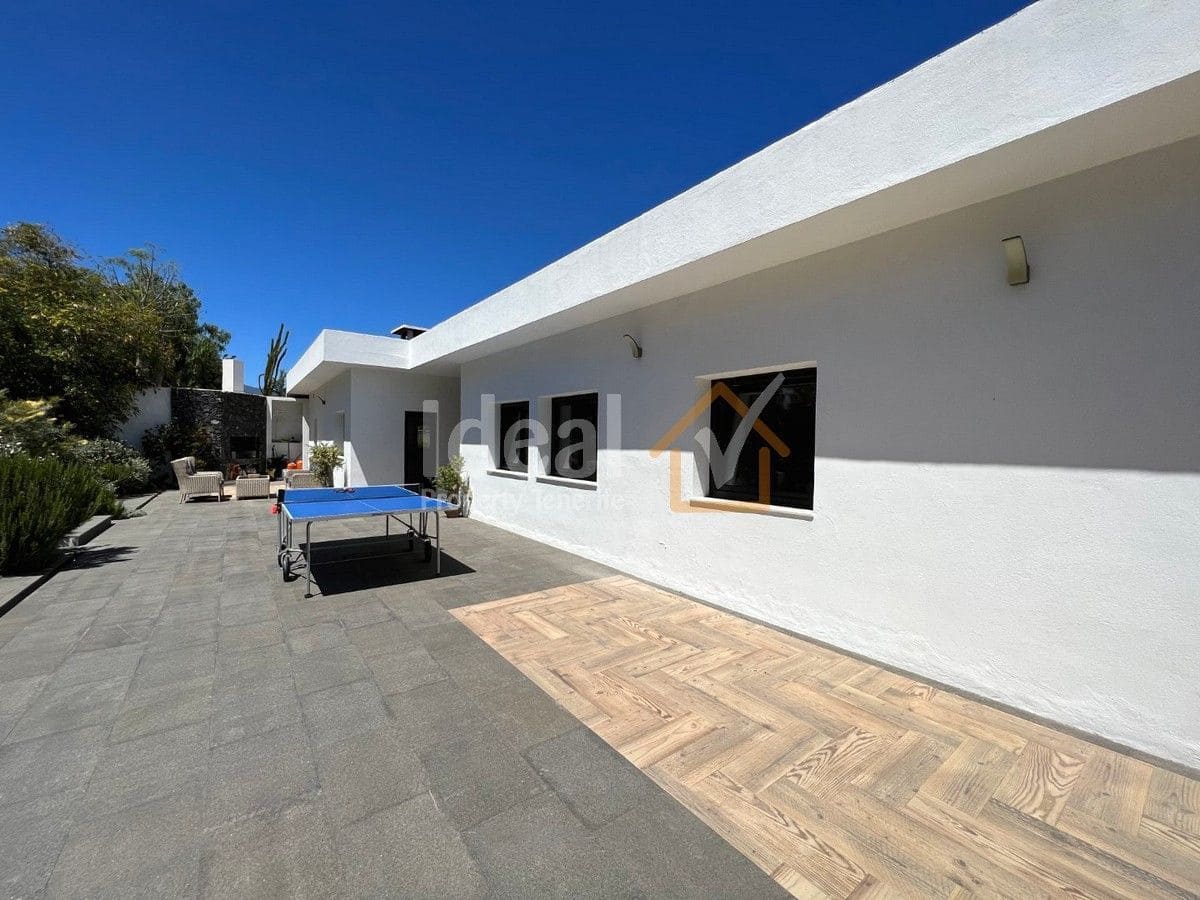 4 soveværelse Villa til salg i Guimar med swimmingpool garage - € 1.299.000 (Ref: 8467712)