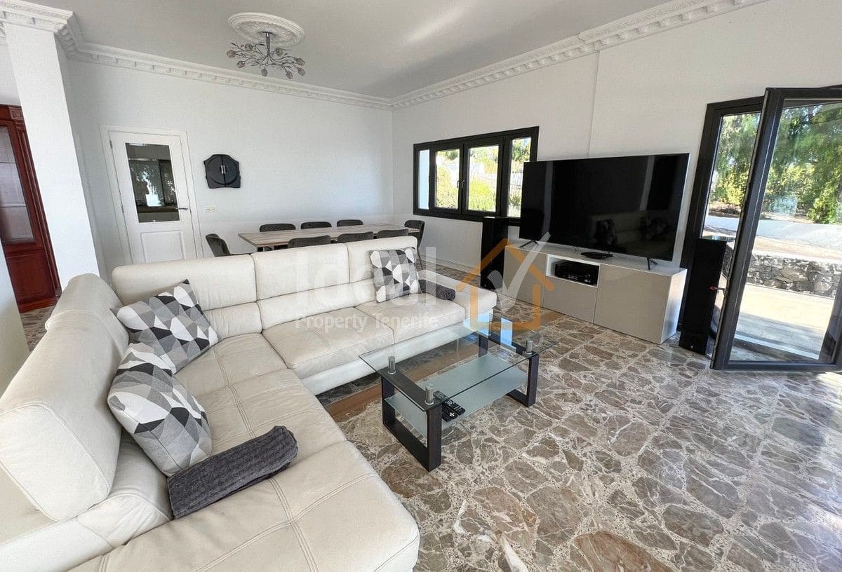 4 soveværelse Villa til salg i Guimar med swimmingpool garage - € 1.299.000 (Ref: 8467712)