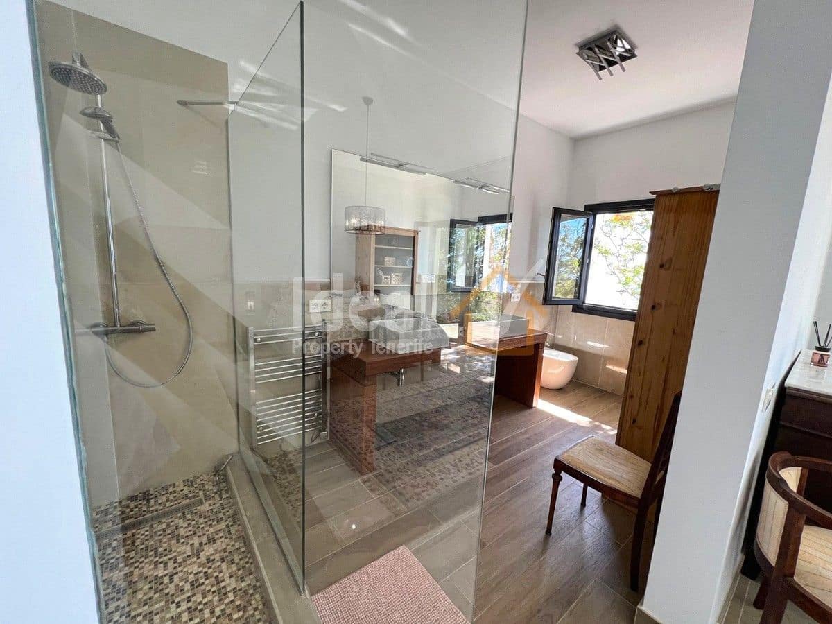 4 soveværelse Villa til salg i Guimar med swimmingpool garage - € 1.299.000 (Ref: 8467712)