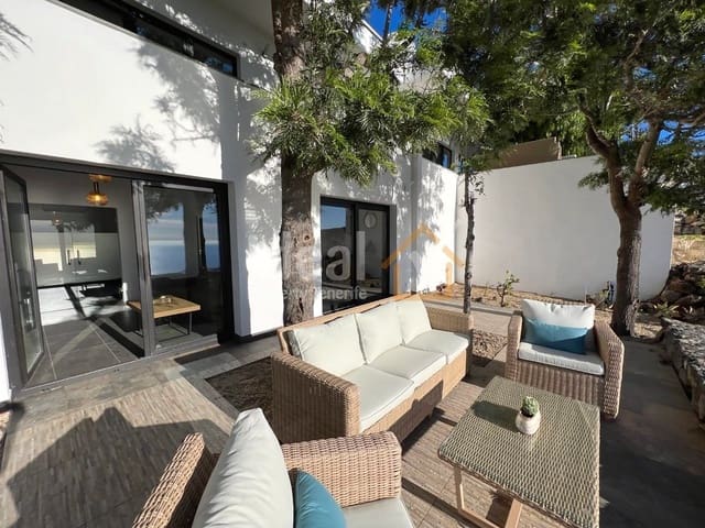 4 soverom Villa til salgs i Güímar med svømmebasseng garasje - € 1 299 000 (Ref: 8467712)