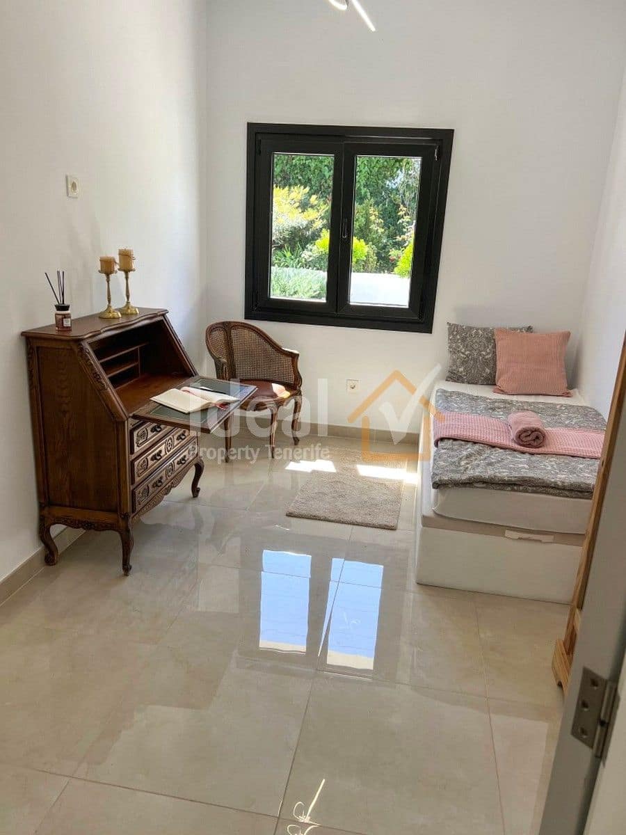 4 soveværelse Villa til salg i Guimar med swimmingpool garage - € 1.299.000 (Ref: 8467712)