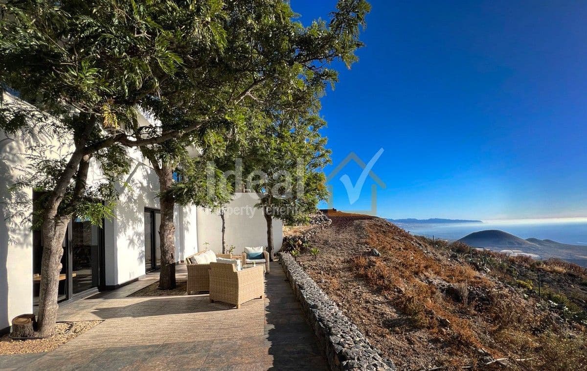 4 soveværelse Villa til salg i Guimar med swimmingpool garage - € 1.299.000 (Ref: 8467712)