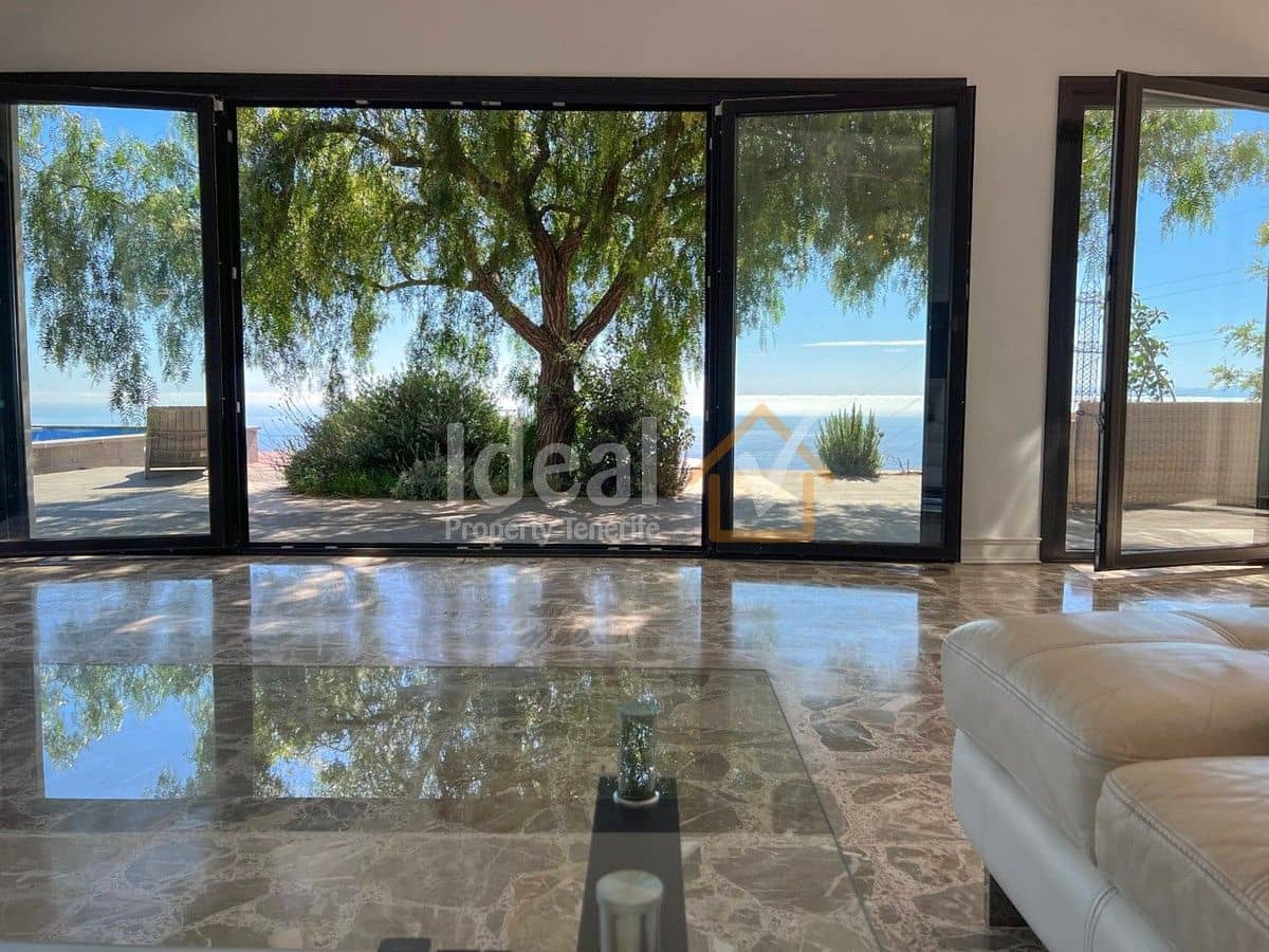 4 soveværelse Villa til salg i Guimar med swimmingpool garage - € 1.299.000 (Ref: 8467712)