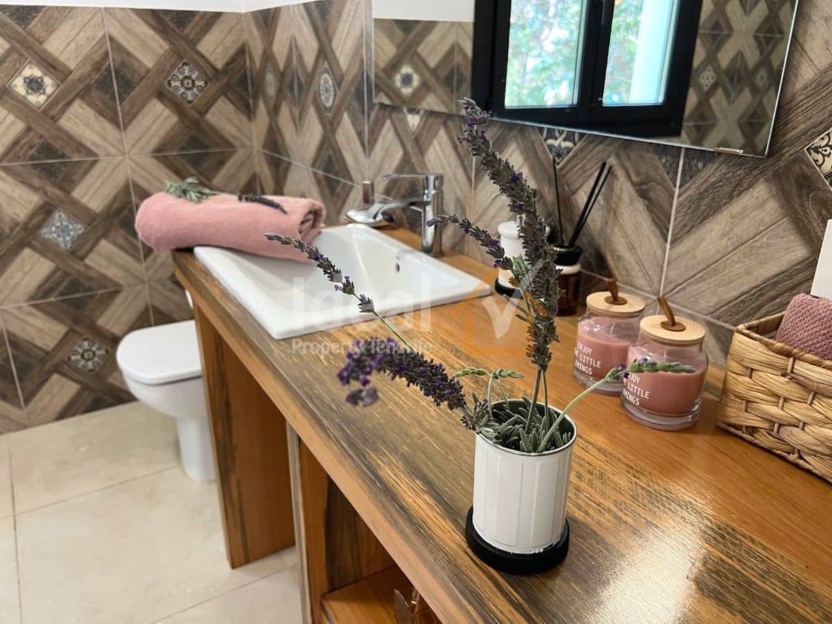 4 soveværelse Villa til salg i Guimar med swimmingpool garage - € 1.299.000 (Ref: 8467712)