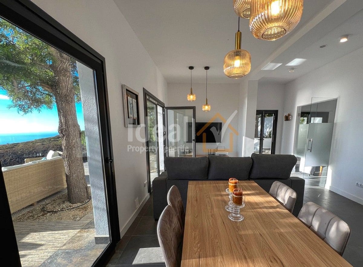 4 soveværelse Villa til salg i Guimar med swimmingpool garage - € 1.299.000 (Ref: 8467712)