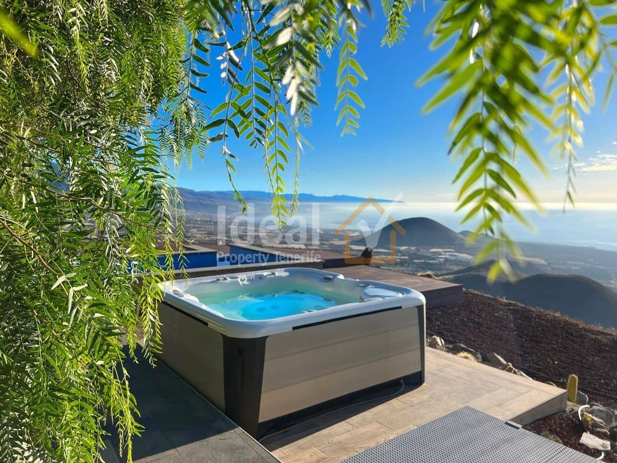 4 soveværelse Villa til salg i Guimar med swimmingpool garage - € 1.299.000 (Ref: 8467712)