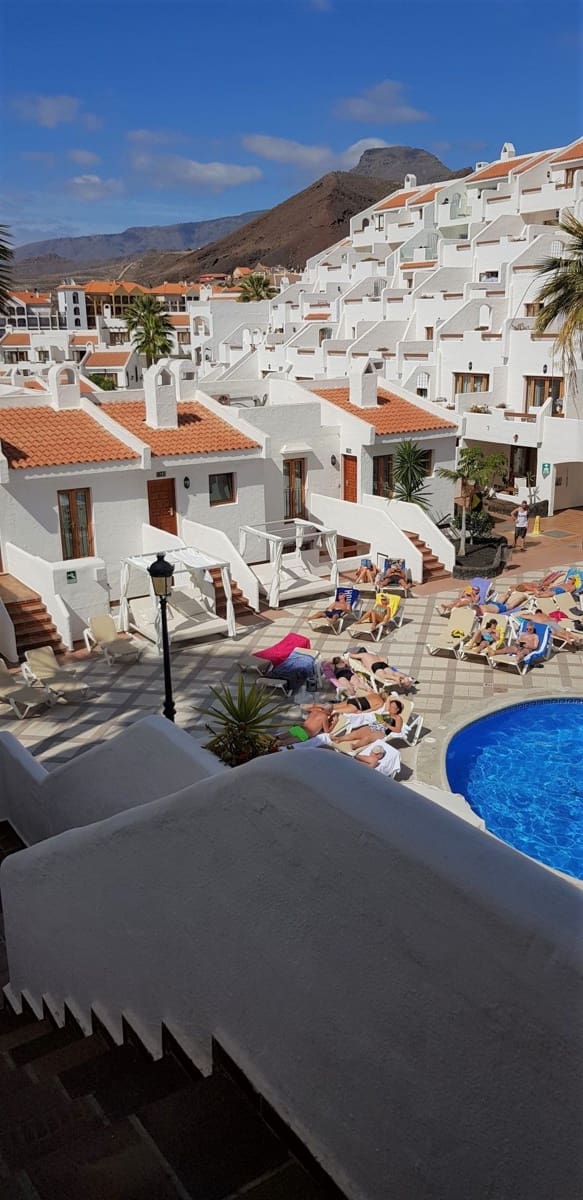 2 soveværelse Penthouse til salg i Los Cristianos med swimmingpool - € 265.000 (Ref: 8484375)