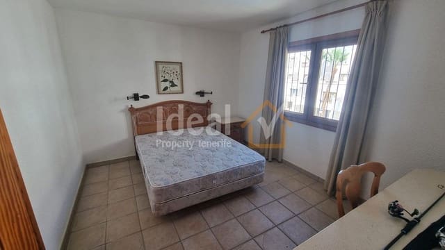 2 quarto Penthouse para venda em Los Cristianos, Arona com piscina - 265 000 € (Ref: 8484375)