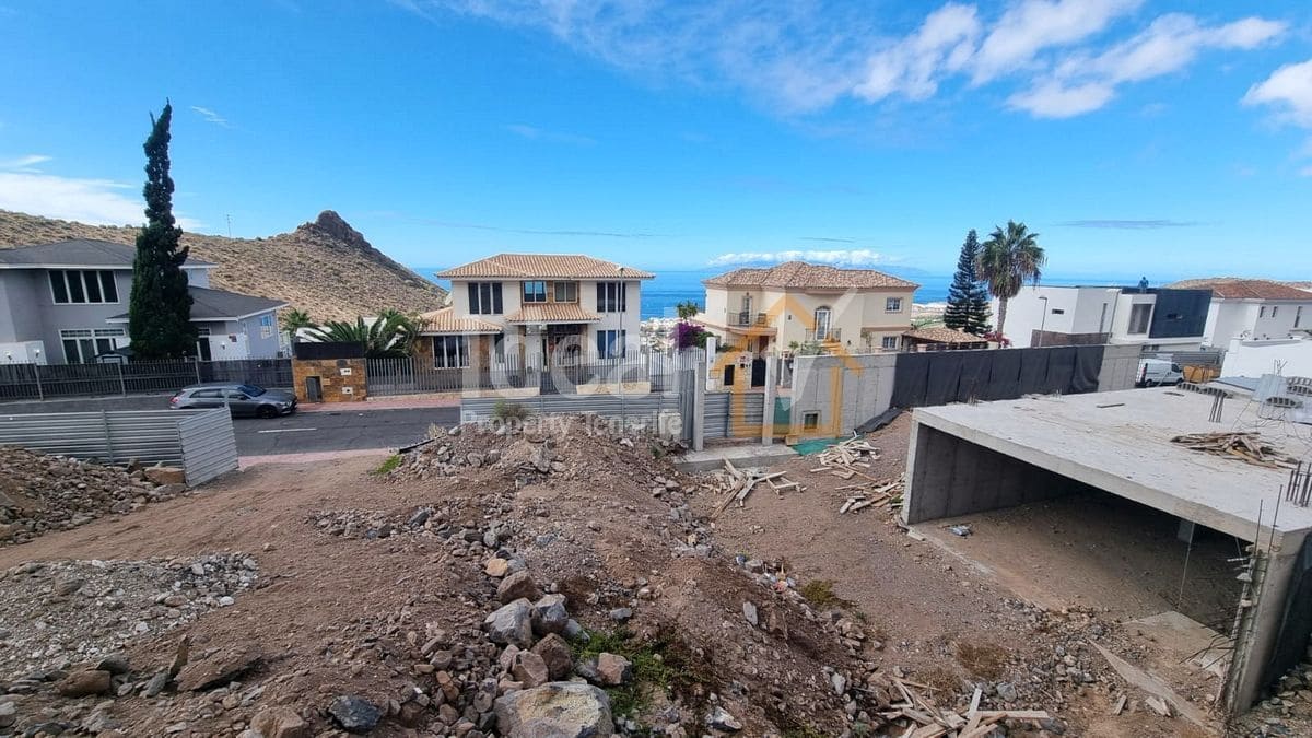 Grunde uden byggetilladelser til salg i Torviscas - € 840.000 (Ref: 8619761)