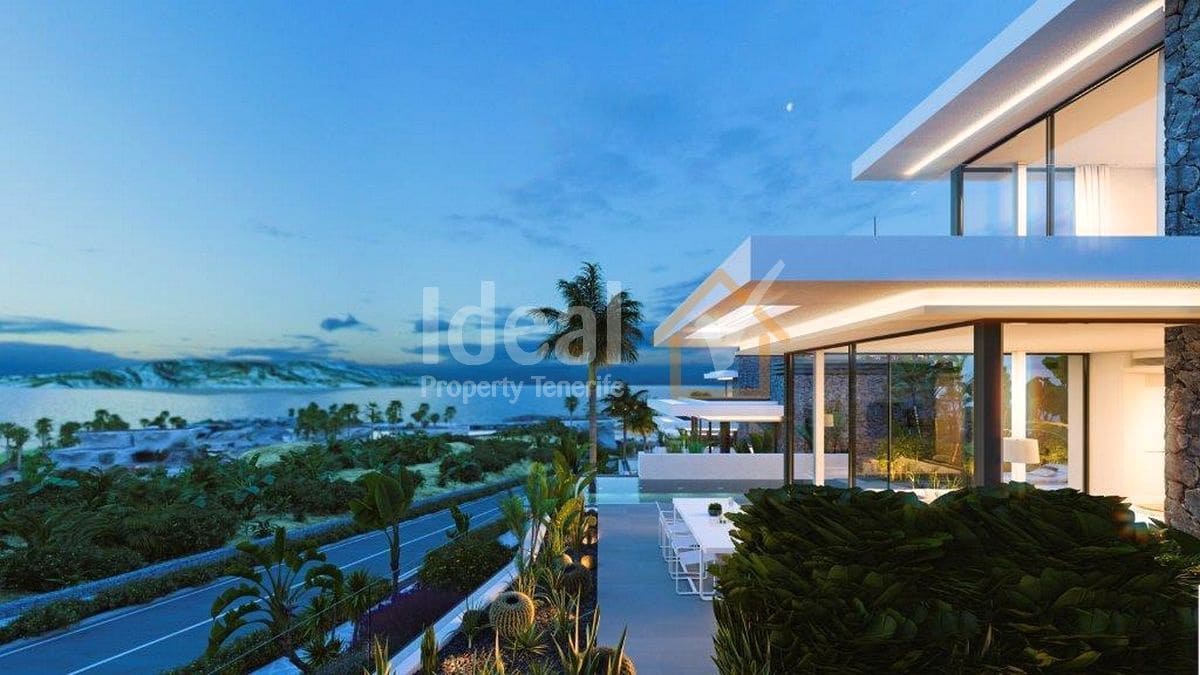 3 sypialnia Willa na sprzedaż w Guia de Isora z basenem garażem - 1 705 000 € (Ref: 8622566)