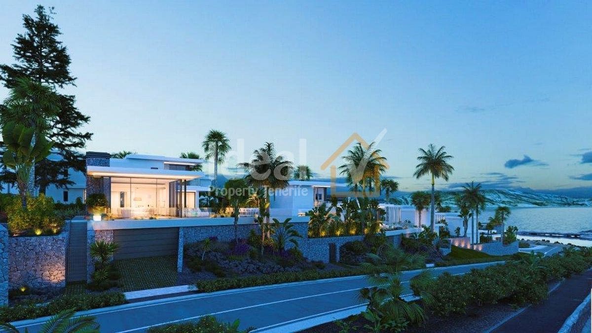 3 sypialnia Willa na sprzedaż w Guia de Isora z basenem garażem - 1 705 000 € (Ref: 8622566)