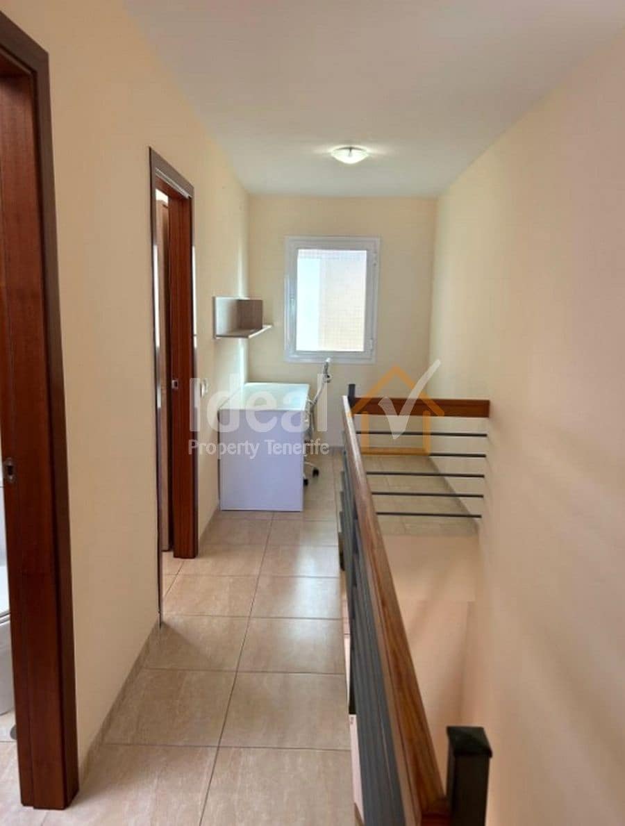 3 soveværelse Semi-Rækkehus til salg i Costa Adeje med garage - € 500.000 (Ref: 8626484)