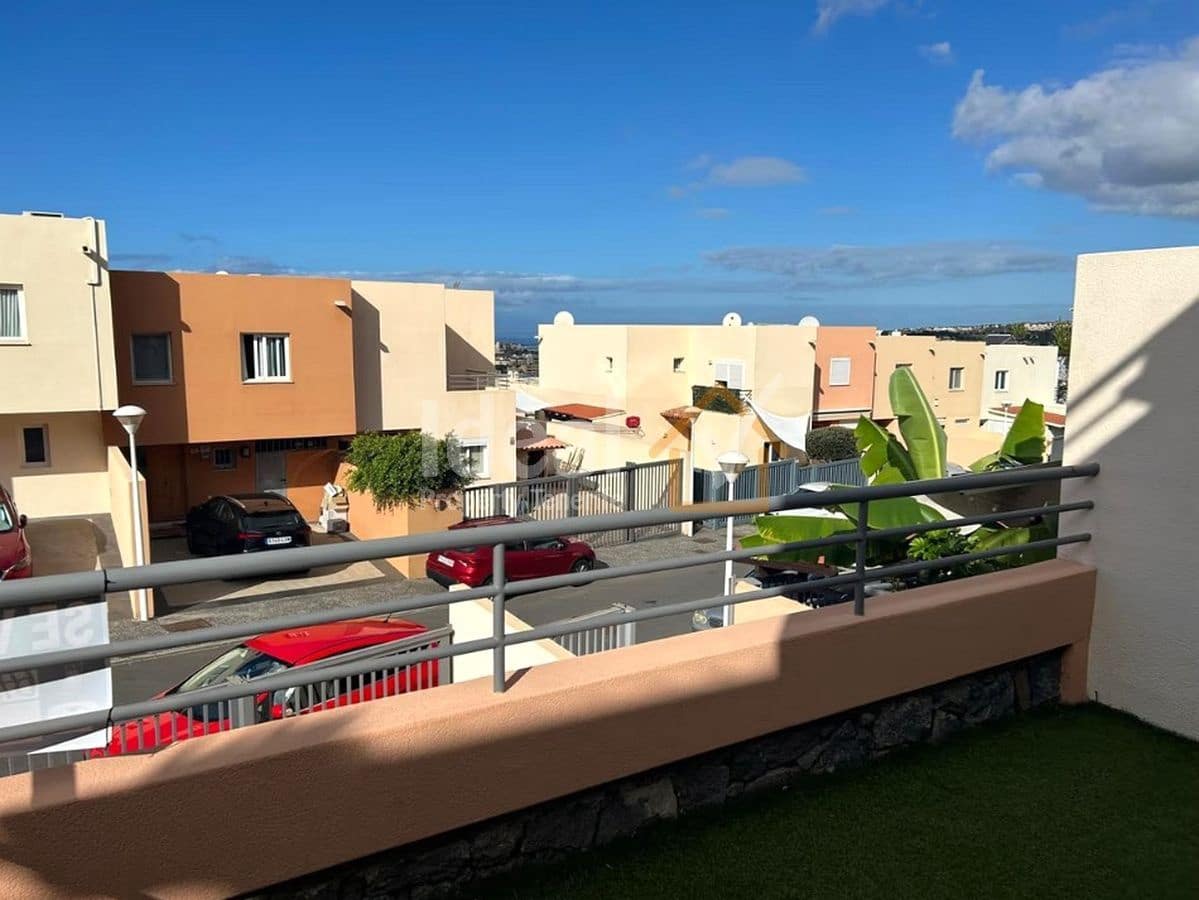 3 soveværelse Semi-Rækkehus til salg i Costa Adeje med garage - € 500.000 (Ref: 8626484)