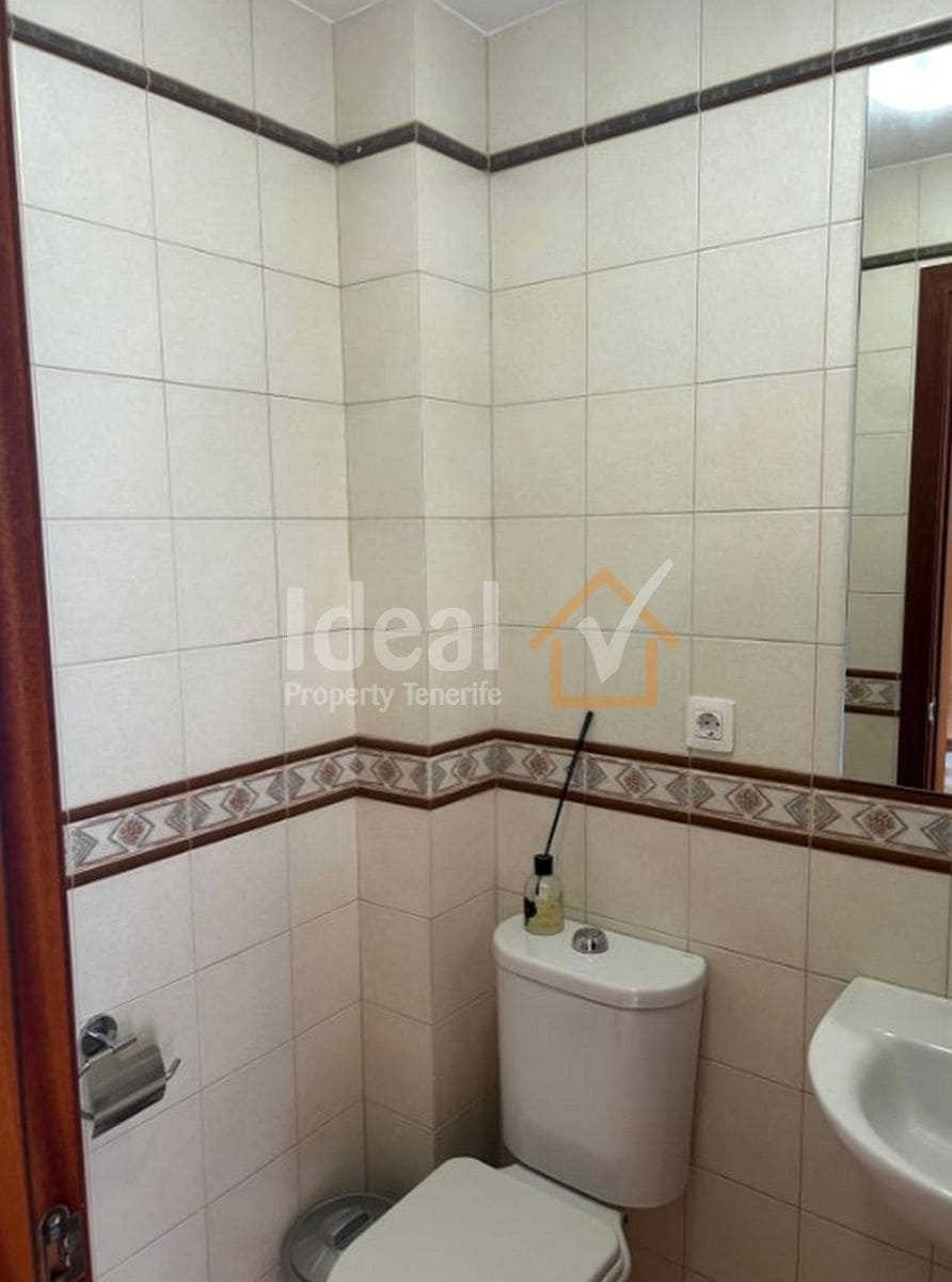 3 soveværelse Semi-Rækkehus til salg i Costa Adeje med garage - € 500.000 (Ref: 8626484)