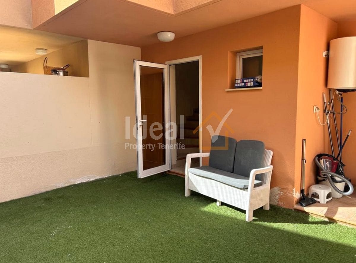 3 soveværelse Semi-Rækkehus til salg i Costa Adeje med garage - € 500.000 (Ref: 8626484)