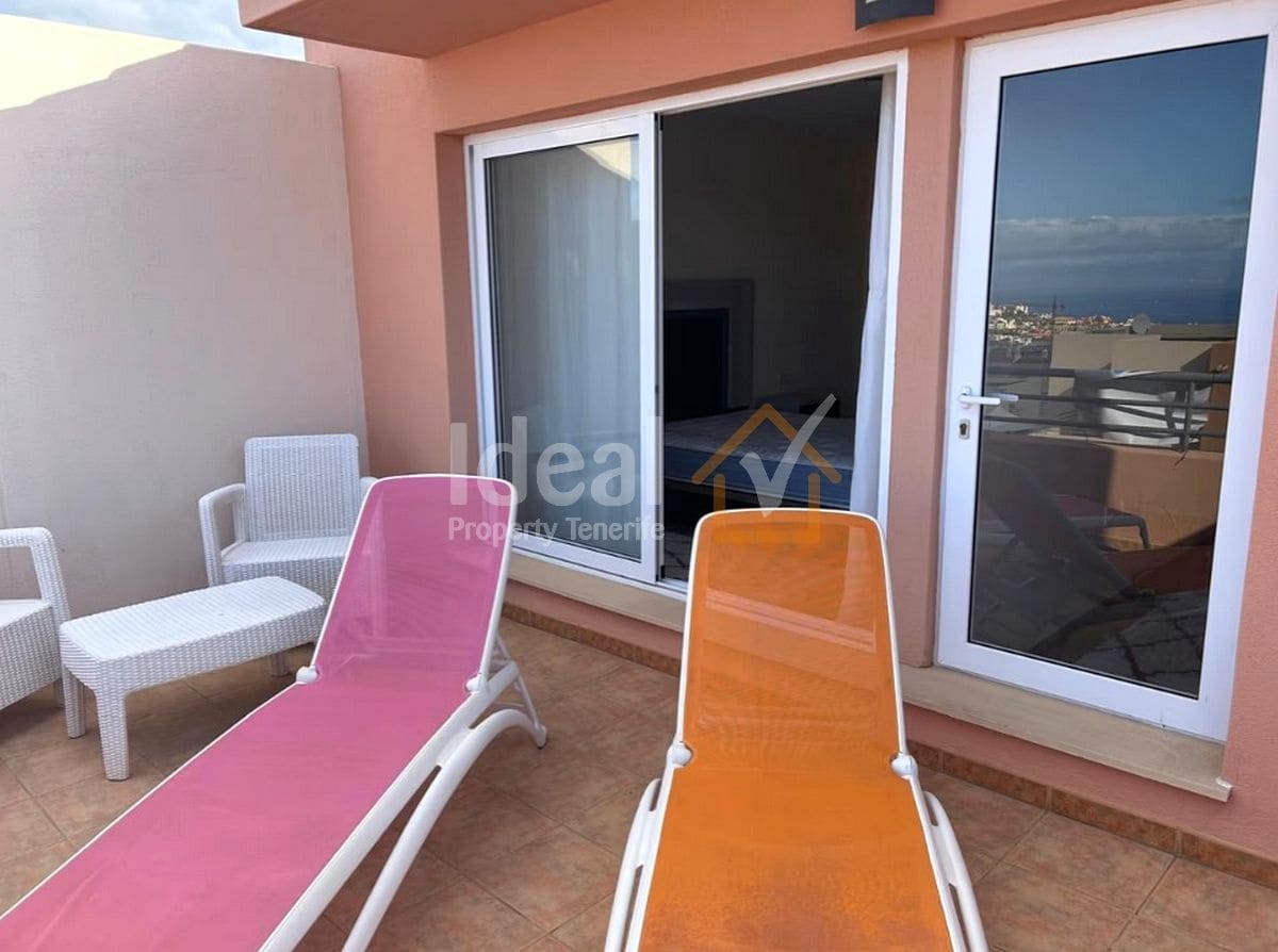 3 soveværelse Semi-Rækkehus til salg i Costa Adeje med garage - € 500.000 (Ref: 8626484)