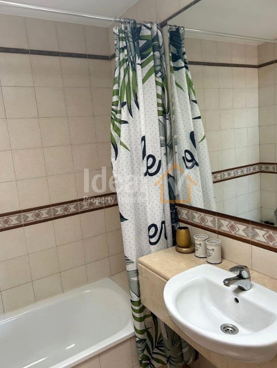 3 soveværelse Semi-Rækkehus til salg i Costa Adeje med garage - € 500.000 (Ref: 8626484)