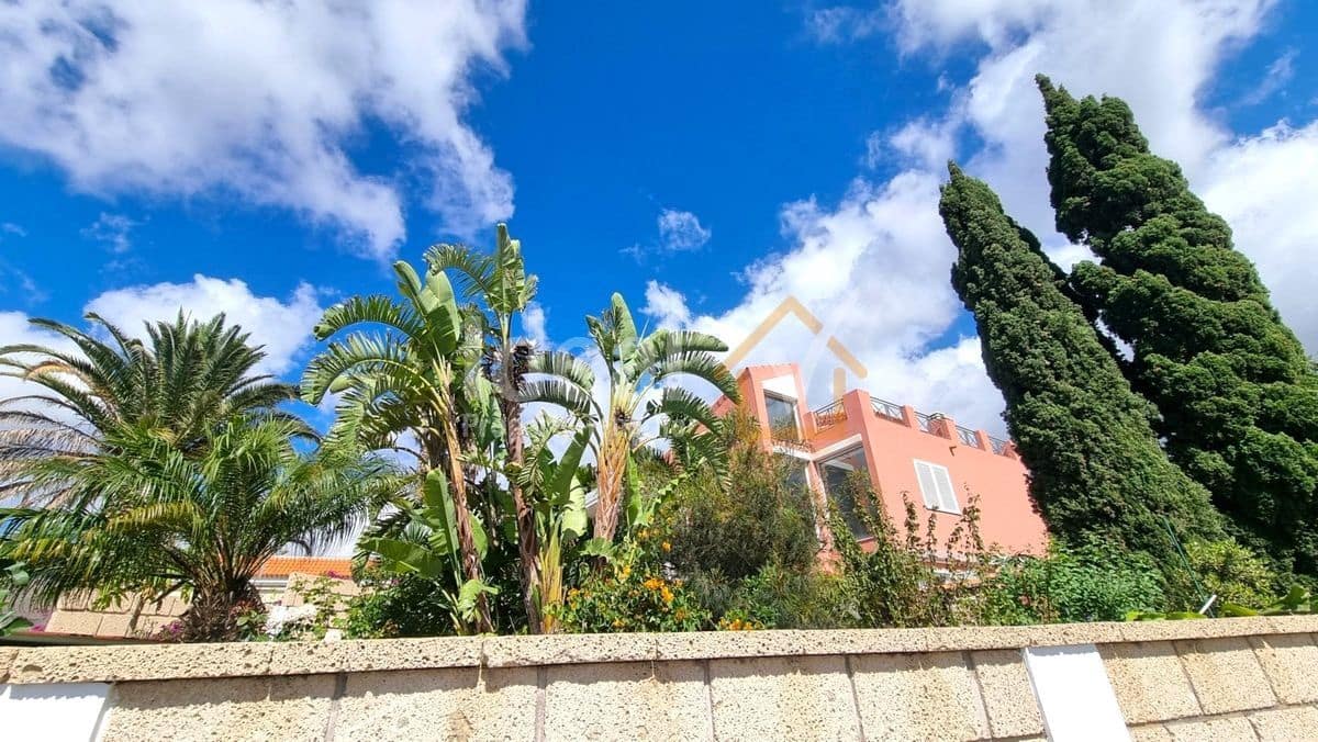 5 sypialnia Willa na sprzedaż w Arona z garażem - 1 045 000 € (Ref: 8629850)