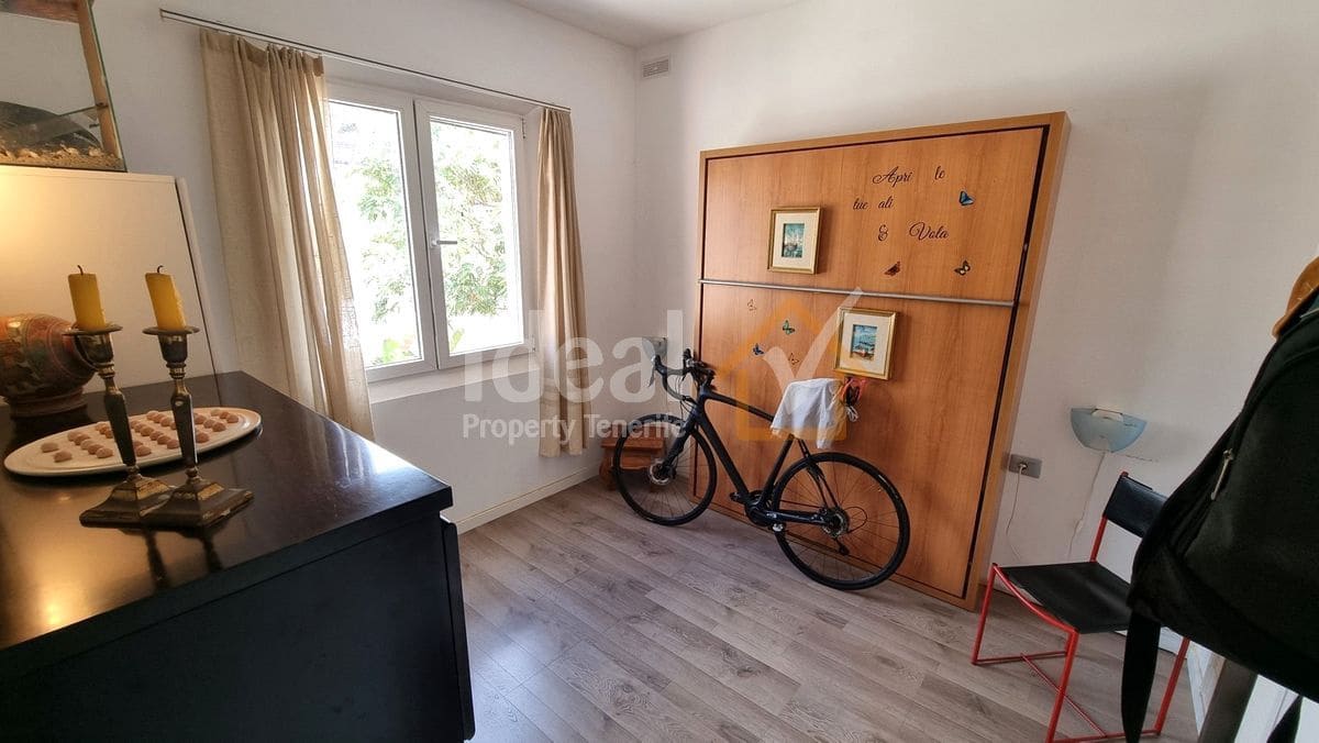 5 sypialnia Willa na sprzedaż w Arona z garażem - 1 045 000 € (Ref: 8629850)