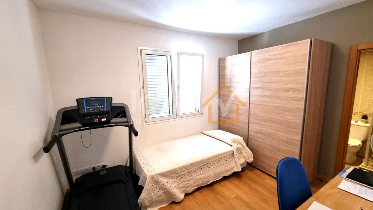 5 sypialnia Willa na sprzedaż w Arona z garażem - 1 045 000 € (Ref: 8629850)