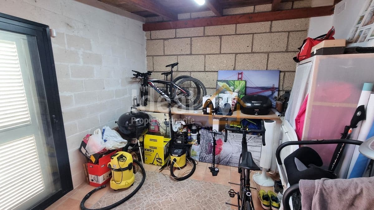 5 sypialnia Willa na sprzedaż w Arona z garażem - 1 045 000 € (Ref: 8629850)