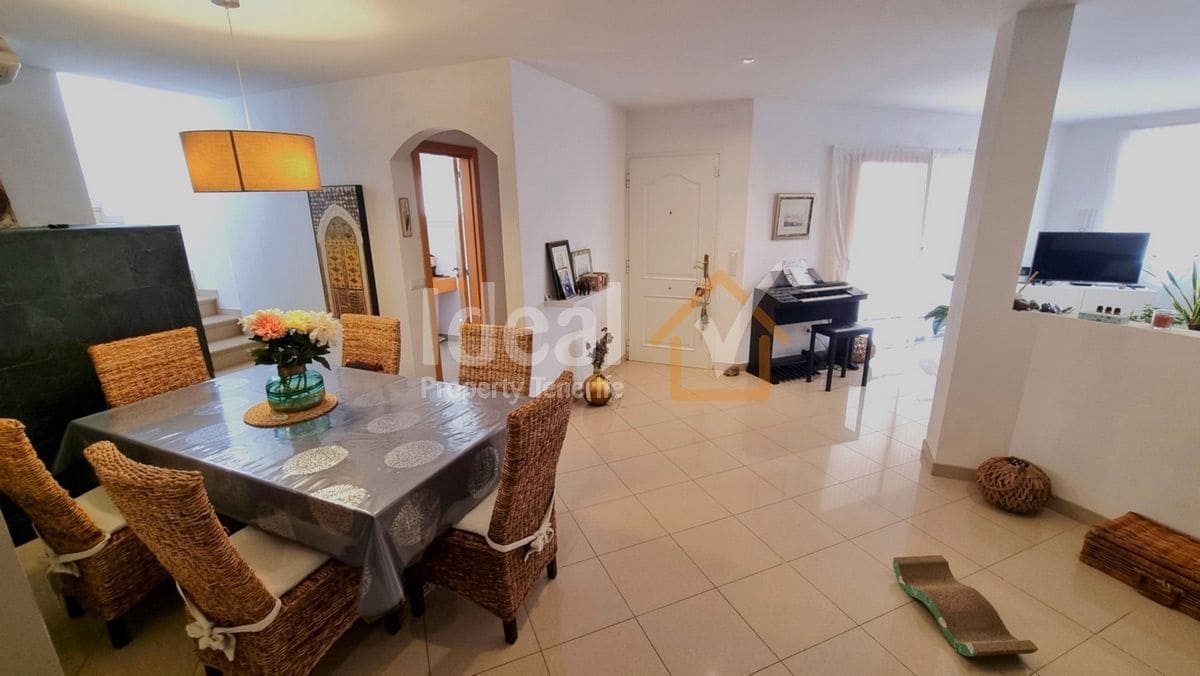 5 sypialnia Willa na sprzedaż w Arona z garażem - 1 045 000 € (Ref: 8629850)