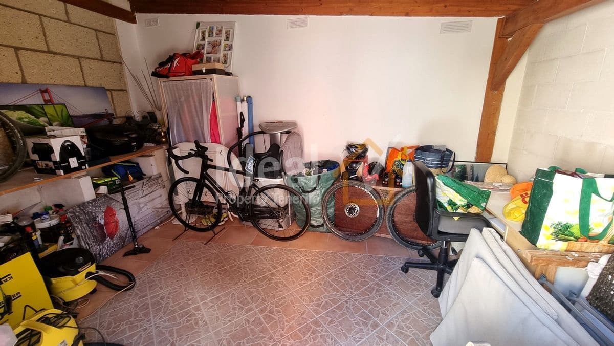 5 sypialnia Willa na sprzedaż w Arona z garażem - 1 045 000 € (Ref: 8629850)