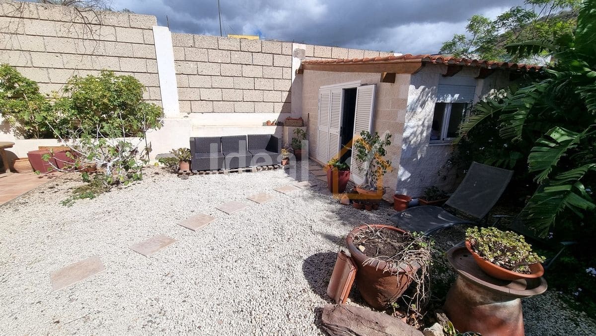 5 sypialnia Willa na sprzedaż w Arona z garażem - 1 045 000 € (Ref: 8629850)