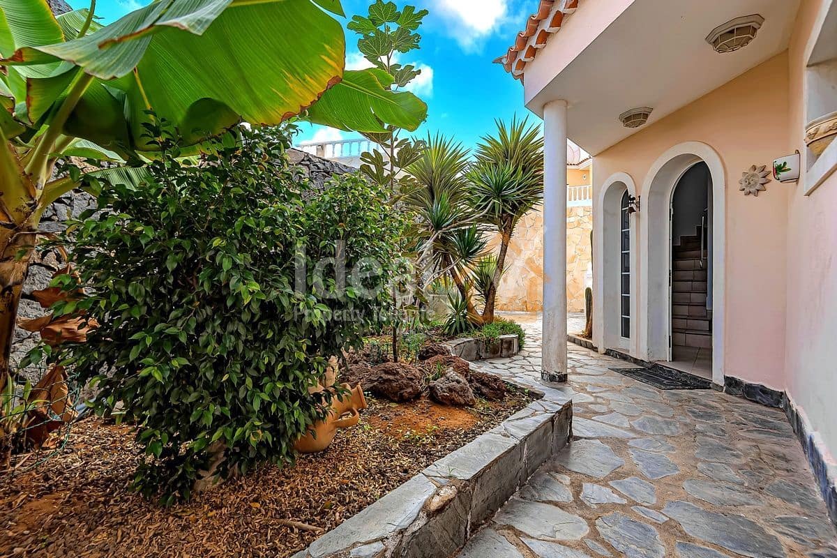 3 soveværelse Villa til salg i Callao Salvaje med swimmingpool - € 850.000 (Ref: 8675624)