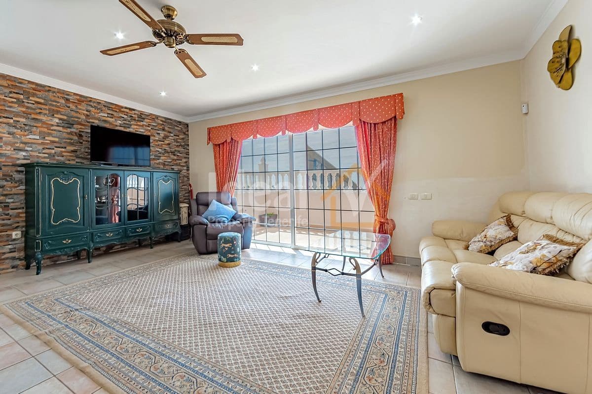 3 soveværelse Villa til salg i Callao Salvaje med swimmingpool - € 850.000 (Ref: 8675624)