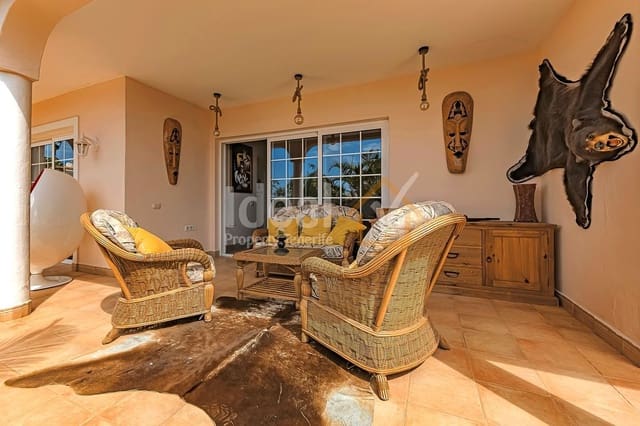 3 soveværelse Villa til salg i Callao Salvaje, Adeje med swimmingpool - € 850.000 (Ref: 8675624)