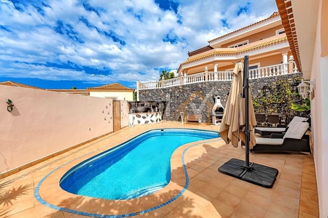 3 soveværelse Villa til salg i Callao Salvaje, Adeje med swimmingpool - € 850.000 (Ref: 8675624)