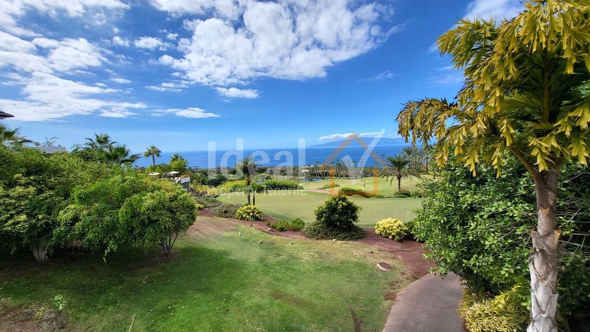 2 soveværelse Lejlighed til salg i Guia de Isora med swimmingpool garage - € 1.102.500 (Ref: 8699391)