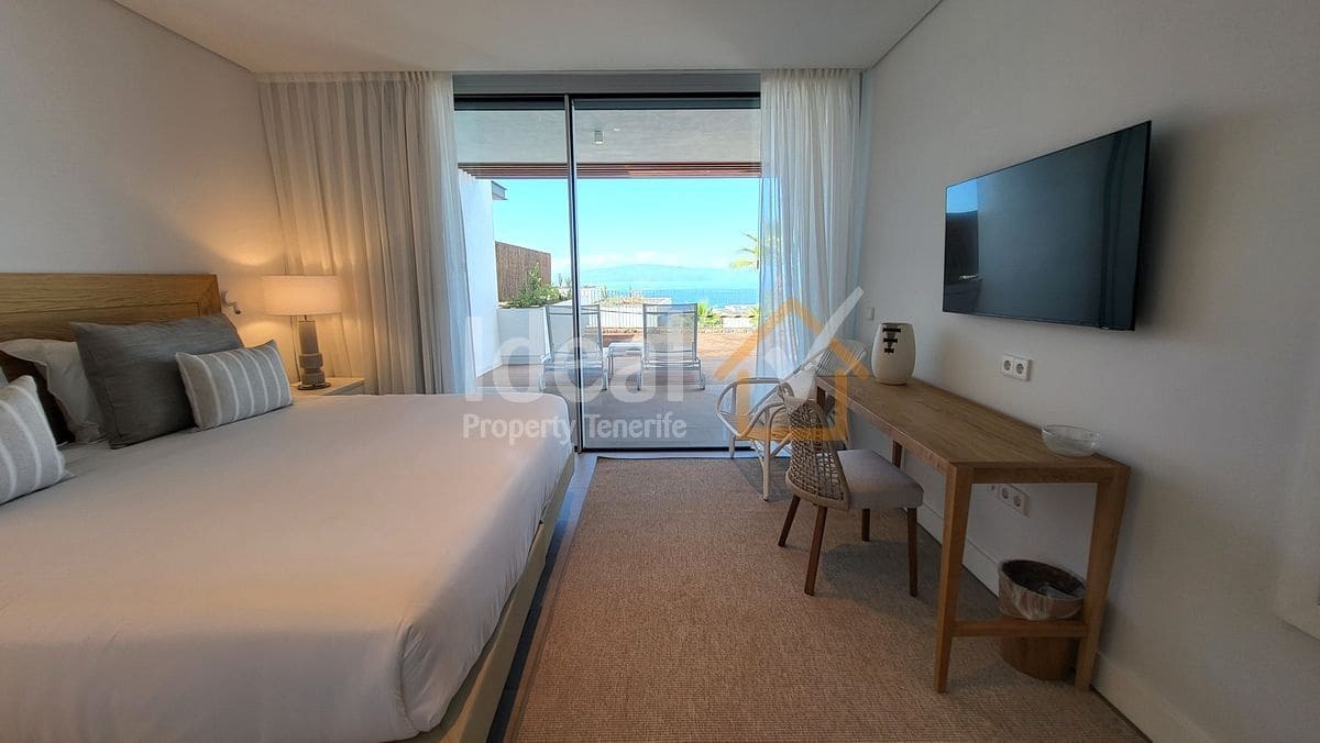 2 soveværelse Lejlighed til salg i Guia de Isora med swimmingpool garage - € 1.102.500 (Ref: 8699391)