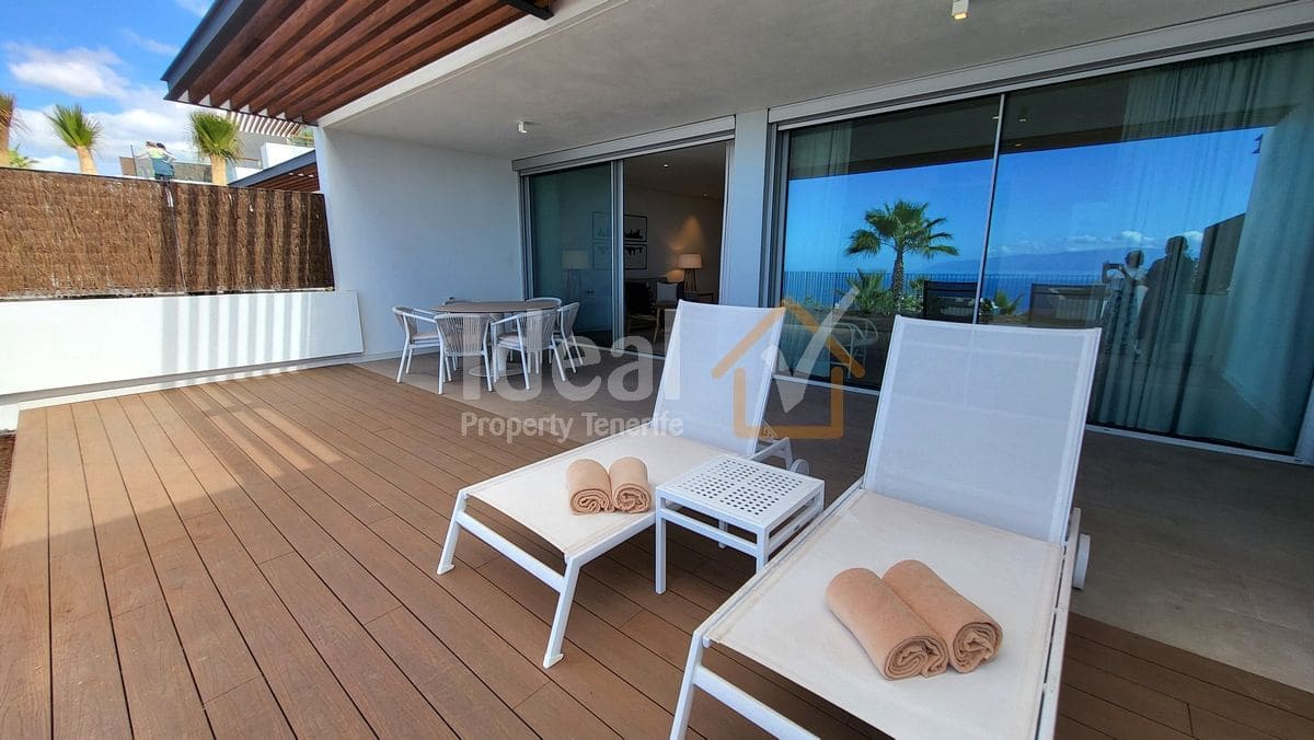 2 soveværelse Lejlighed til salg i Guia de Isora med swimmingpool garage - € 1.102.500 (Ref: 8699391)