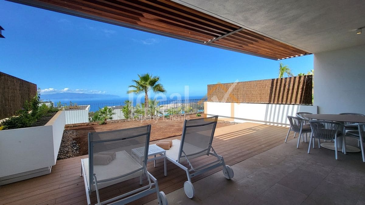 2 soveværelse Lejlighed til salg i Guia de Isora med swimmingpool garage - € 1.102.500 (Ref: 8699391)